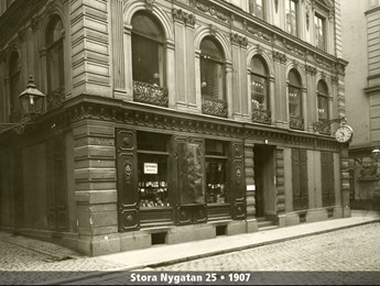 Gyllenberg & Rosengren Partihandel - 1907 - Partihandel på vånginen ovanför gautplanet - bild 2 - Källa wohlinurhandel.se - 2018-11-11.jpg
